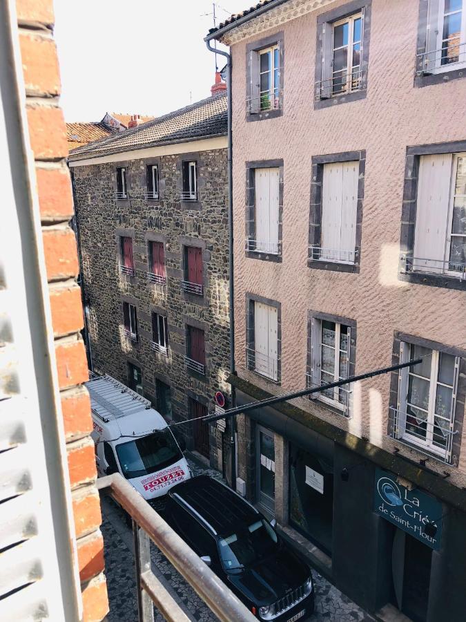 Appartement Cosy En Ville Haute Saint-Flour  Exterior foto